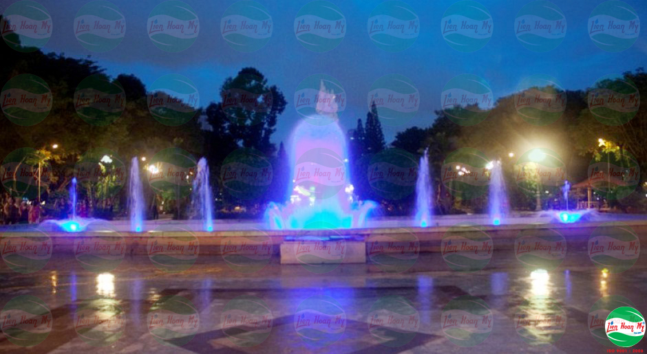 Phun nước nghệ thuật Công viên Lê Văn Tám Hồ Chí Minh